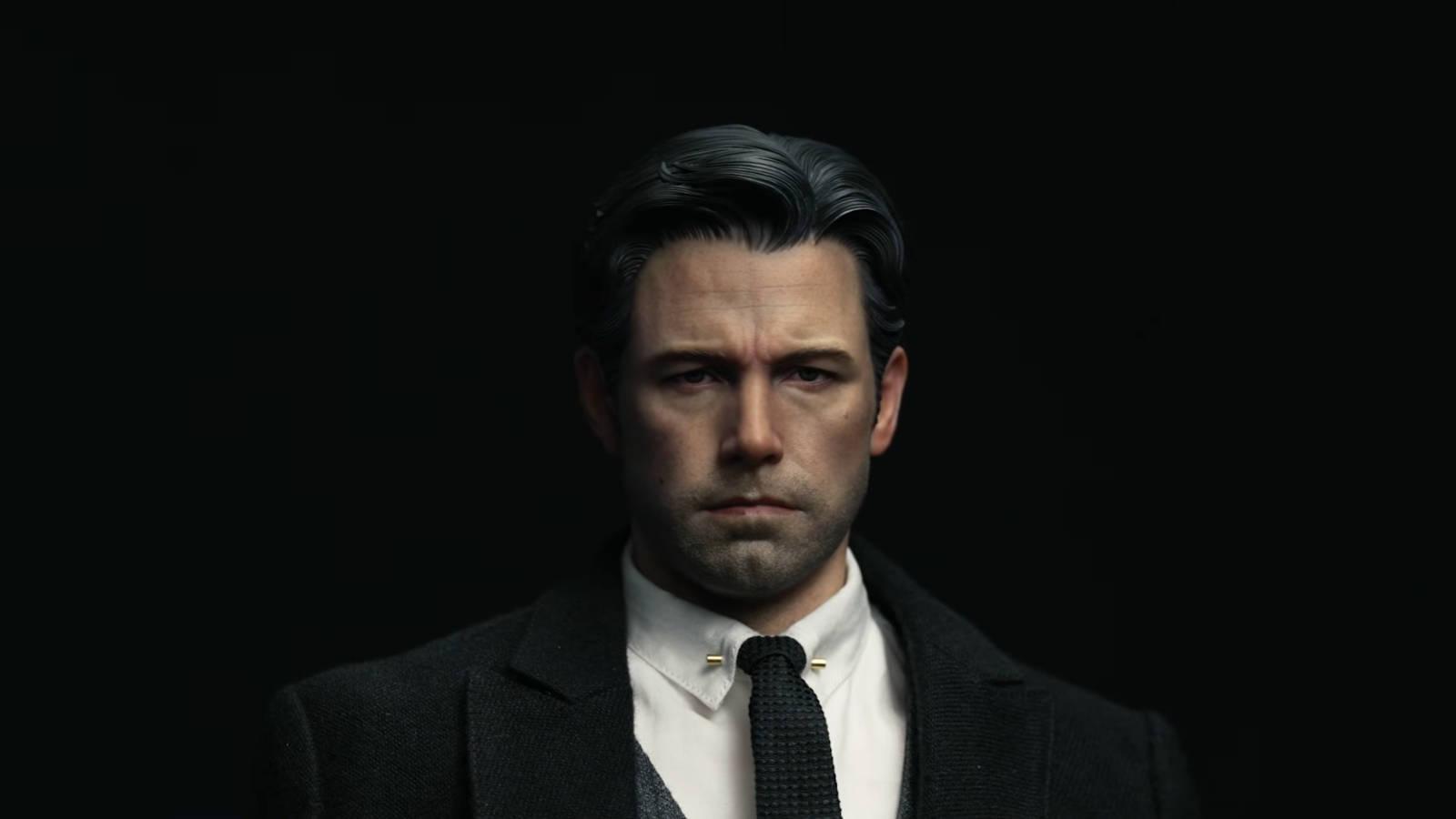 Queen Studios Shows Unboxing and Assembly of Bruce Wayne Statue from the Film “Justice League” Queen Studios Shows Unboxing and Assembly of Bruce Wayne Statue from the Film “Justice League”