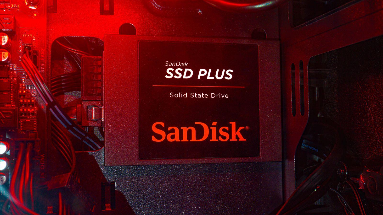 SanDisk резко подняла цены на свои накопители: некоторые модели теперь стоят до 2,5 тысяч долларов