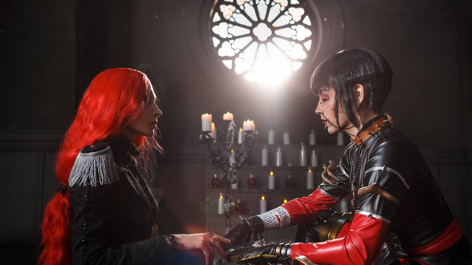 Косплей по мотивам Warhammer 40,000: Rogue Trader — Вольный торговец и Кибелла в сете «Таро Императора»