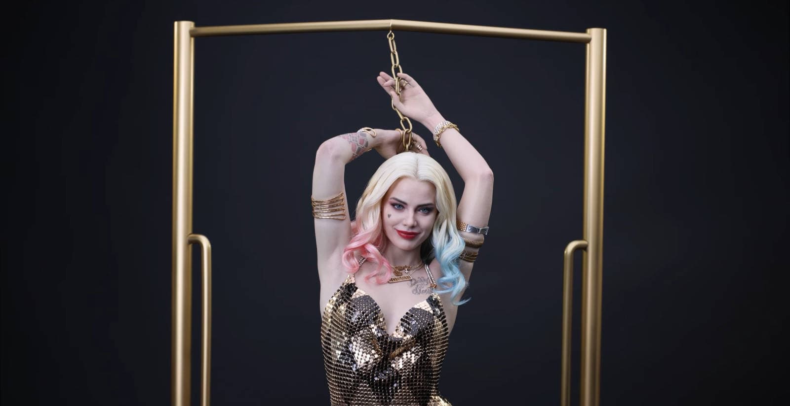 Распаковка и сборка коллекционной статуи Харли Квинн от JND Studios Распаковка и сборка коллекционной статуи Харли Квинн от JND Studios