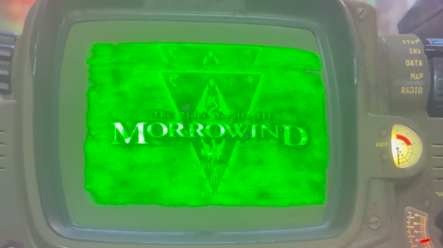 Энтузиаст запустил Morrowind прямо на экране Пип-боя в Fallout 4 Энтузиаст запустил Morrowind прямо на экране Пип-боя в Fallout 4
