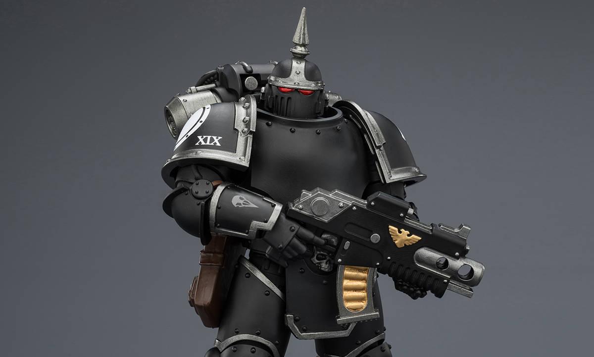 Распаковка фигурки тактического легионера «Гвардии Ворона» от JoyToy по вселенной Warhammer: The Horus Heresy Распаковка фигурки тактического легионера «Гвардии Ворона» от JoyToy по вселенной Warhammer: The Horus Heresy