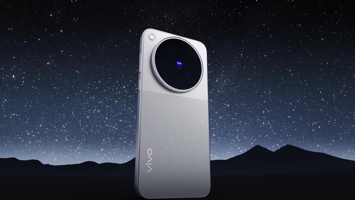 Камерофон Vivo X500 Pro показали крупным планом за пару часов до презентации