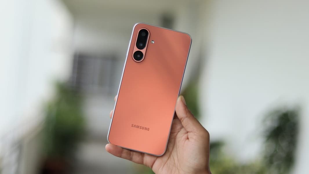 Samsung продолжает повышать цены на смартфоны в Индии: список новинок с обновленными ценниками