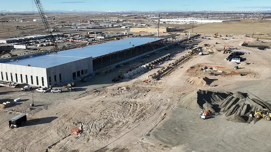 Ставка Маска сработала: Meta* приобретает Tesla Megapack на сотни миллионов долларов