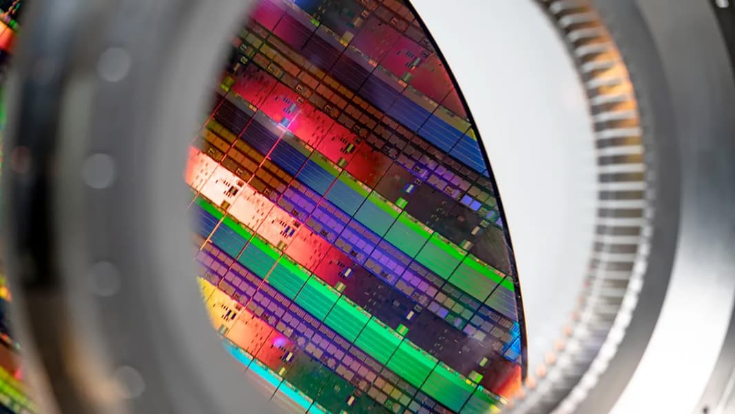 Nikon бросает вызов ASML: доступная альтернатива дефицитным литографическим сканерам уже в разработке Nikon бросает вызов ASML: доступная альтернатива дефицитным литографическим сканерам уже в разработке