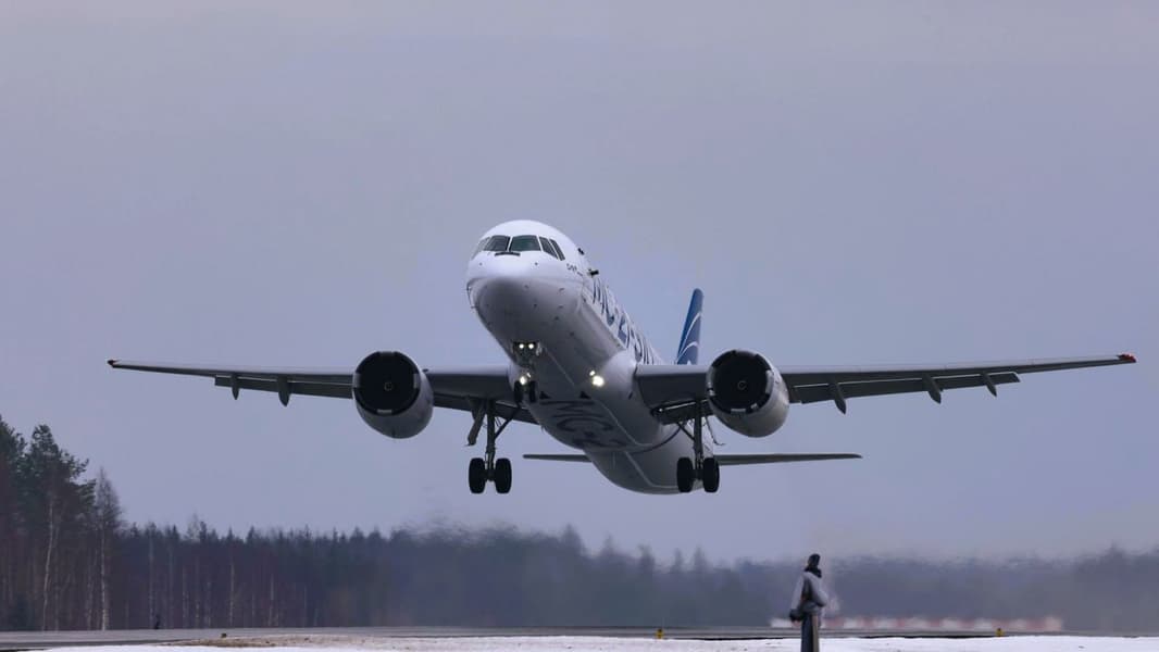 Российский аналог Boeing и Airbus совершил успешный перелет на 3800 км с одним работающим двигателем Российский аналог Boeing и Airbus совершил успешный перелет на 3800 км с одним работающим двигателем