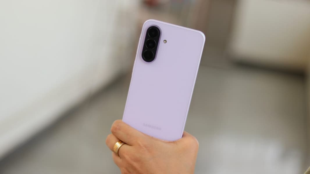 Смартфон Samsung Galaxy A37 перевели на квартальные обновления спустя всего четыре месяца после релиза Смартфон Samsung Galaxy A37 перевели на квартальные обновления спустя всего четыре месяца после релиза