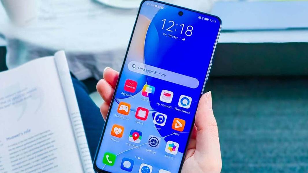 Как санкции закалили Huawei: триумфальное возвращение и прогноз резкого роста поставок смартфонов к 2026 году Как санкции закалили Huawei: триумфальное возвращение и прогноз резкого роста поставок смартфонов к 2026 году