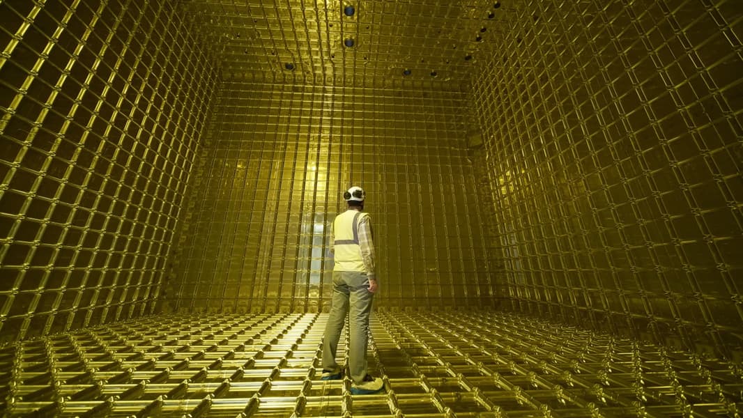 Испытания детектора CERN: выдержит ли 300 тысяч вольт ради работы на глубине полтора километра Испытания детектора CERN: выдержит ли 300 тысяч вольт ради работы на глубине полтора километра