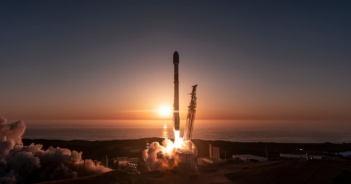SpaceX собирается увеличить частоту запусков до 5 ракет в сутки — это в 60 раз больше текущих показателей SpaceX собирается увеличить частоту запусков до 5 ракет в сутки — это в 60 раз больше текущих показателей