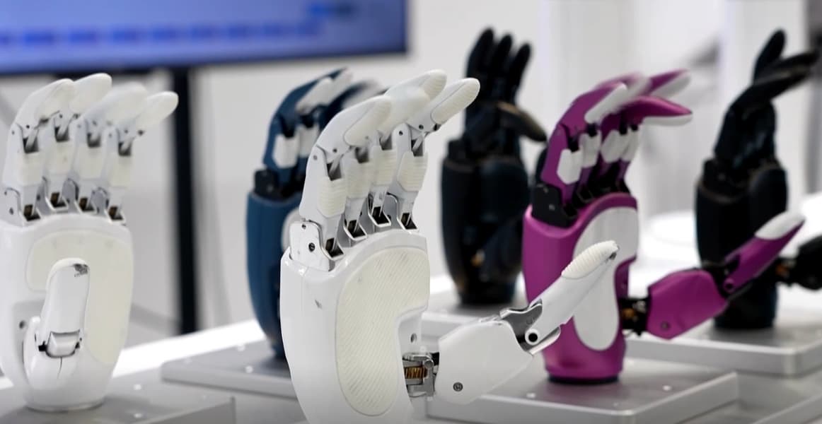Ведущий китайский производитель робоманипуляторов оценил Linkerbot в  млрд, удвоив его стоимость