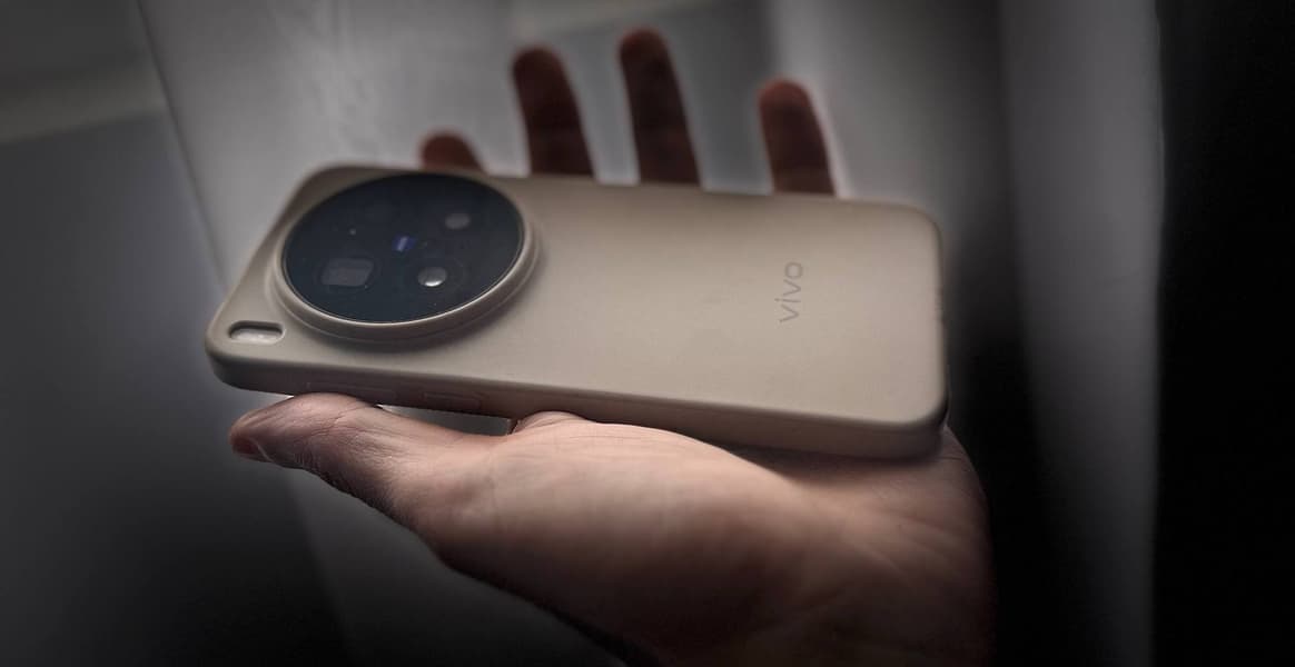 Vivo X500 Pro Max с экраном 6,85 дюйма претендует на звание лучшего камерофона Vivo X500 Pro Max с экраном 6,85 дюйма претендует на звание лучшего камерофона