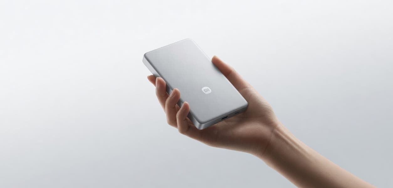 Компактный пауэрбанк Xiaomi с высокой плотностью энергии: новинка уже в продаже