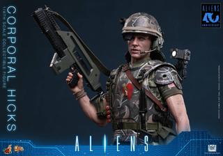 Права на изображения принадлежат  20th Century Studios и Hot Toys