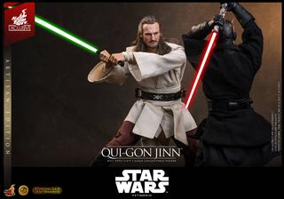 Права на изображения принадлежат Lucasfilm и Hot Toys