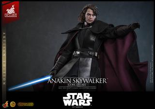 Права на изображения принадлежат Lucasfilm и Hot Toys