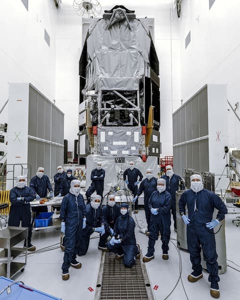 NASA заправило космический телескоп Nancy Grace Roman перед августовским запуском на орбиту в 1,5 млн км NASA заправило космический телескоп Nancy Grace Roman перед августовским запуском на орбиту в 1,5 млн км