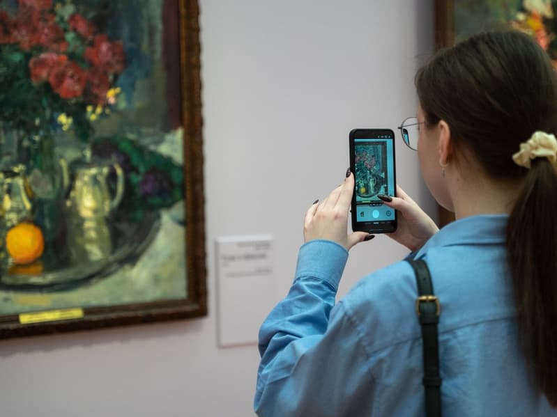 GigaChat от Сбера превратит экскурсию по Третьяковской галерее в диалог об искусстве GigaChat от Сбера превратит экскурсию по Третьяковской галерее в диалог об искусстве