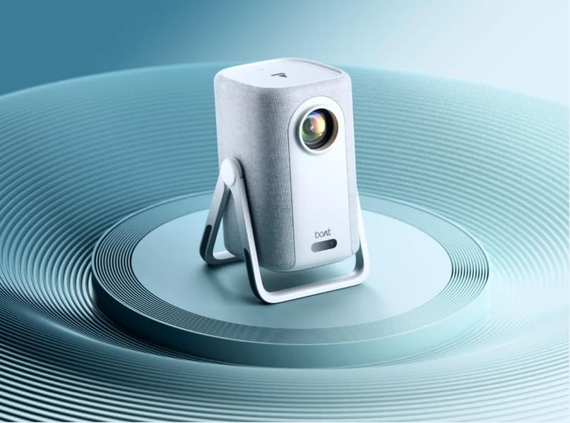 Бюджетный проектор boAt CineHead M1 на Android с автофокусом и динамиками за 0