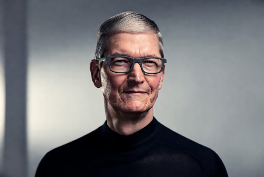 Тим Кук не собирается покидать Apple: «Я полон сил и здоровья»
