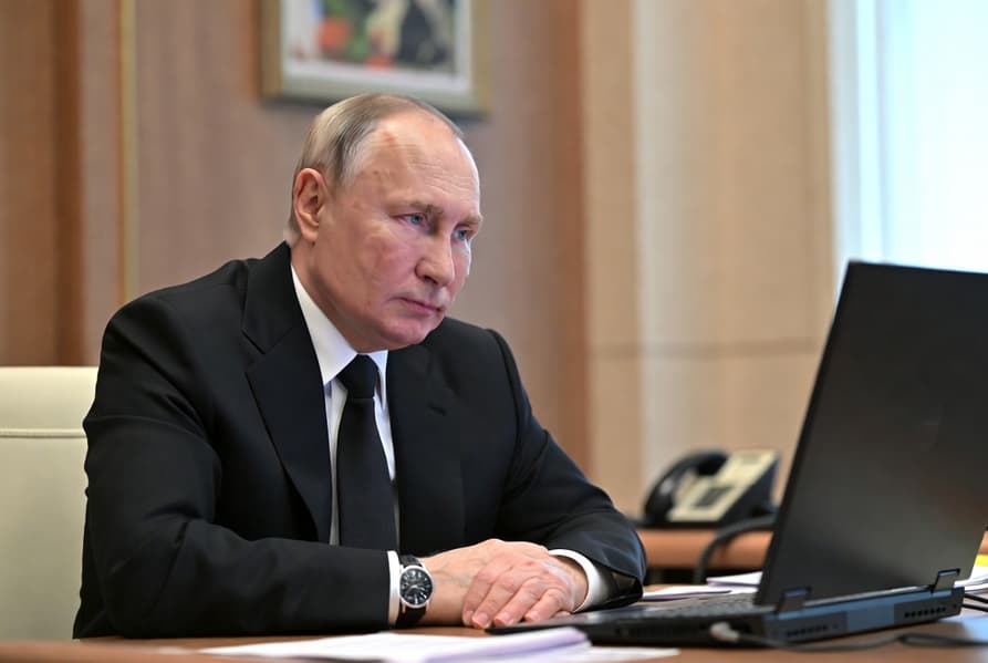 Путин включил Россию в тройку лидеров по развитию суверенного искусственного интеллекта Путин включил Россию в тройку лидеров по развитию суверенного искусственного интеллекта