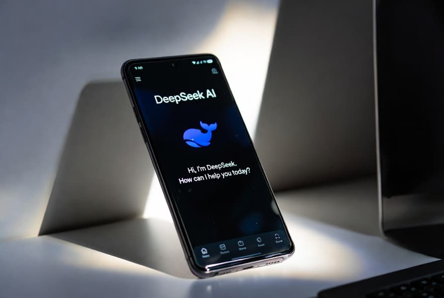 DeepSeek радикально снижает цены: доступ к модели V4-Pro стал в четыре раза дешевле DeepSeek радикально снижает цены: доступ к модели V4-Pro стал в четыре раза дешевле