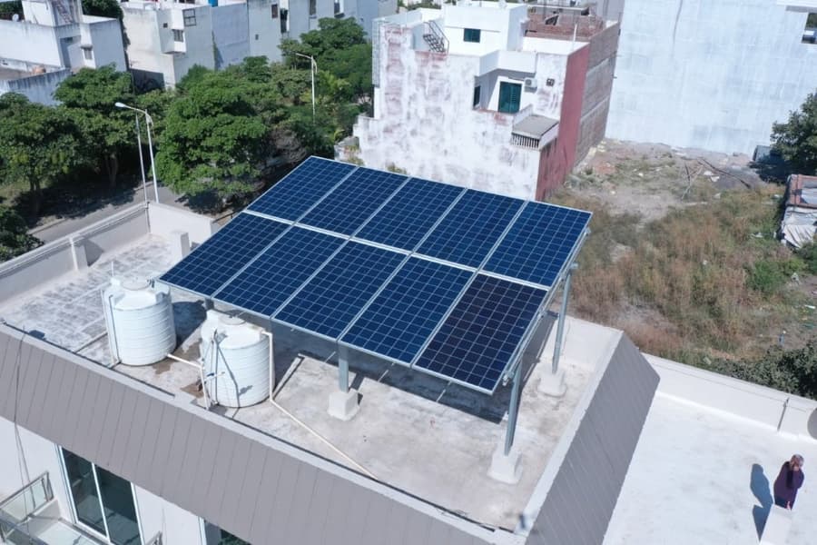 Солнечный прорыв: индийский стартап SolarSquare готовится к оценке в 0 млн