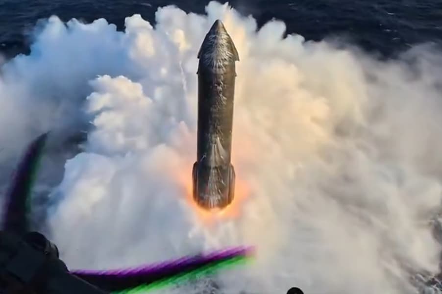Историческое приводнение Starship: первое мягкое погружение космического корабля сняли на видео с дрона Историческое приводнение Starship: первое мягкое погружение космического корабля сняли на видео с дрона