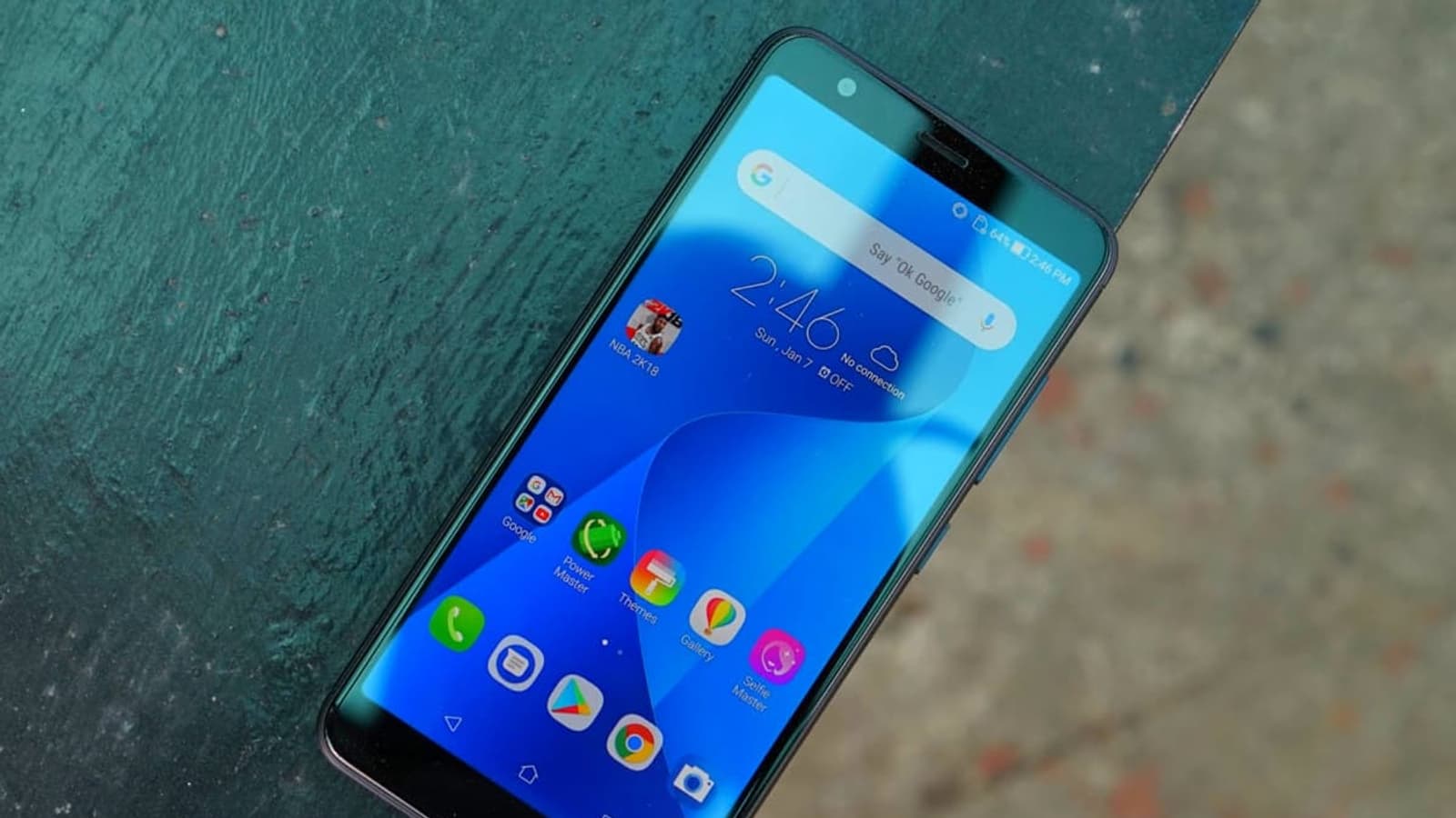 Смартфон Asus ZenFone Max Pro M2 получит SoC Snapdragon 660 и тройную камеру