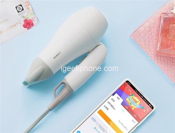 Xiaomi выпустила минатюрный фен для волос Xiaomi выпустила минатюрный фен для волос