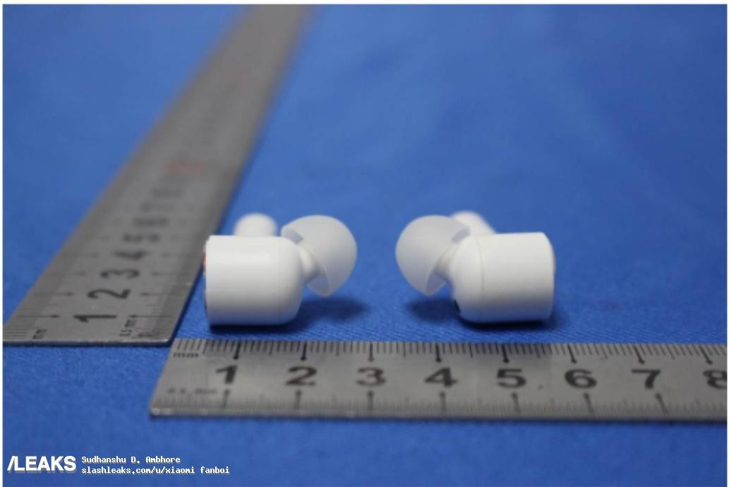 Фотогалереия дня: беспроводные наушники Xiaomi Mi True Wireless Earphones Фотогалереия дня: беспроводные наушники Xiaomi Mi True Wireless Earphones