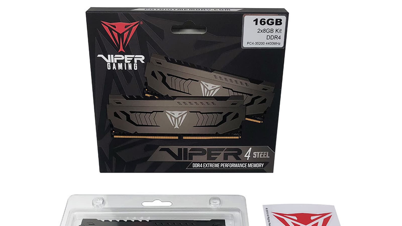 Модули памяти Patriot Viper Steel DDR4-4400 работают с задержками CL19-19-19-39