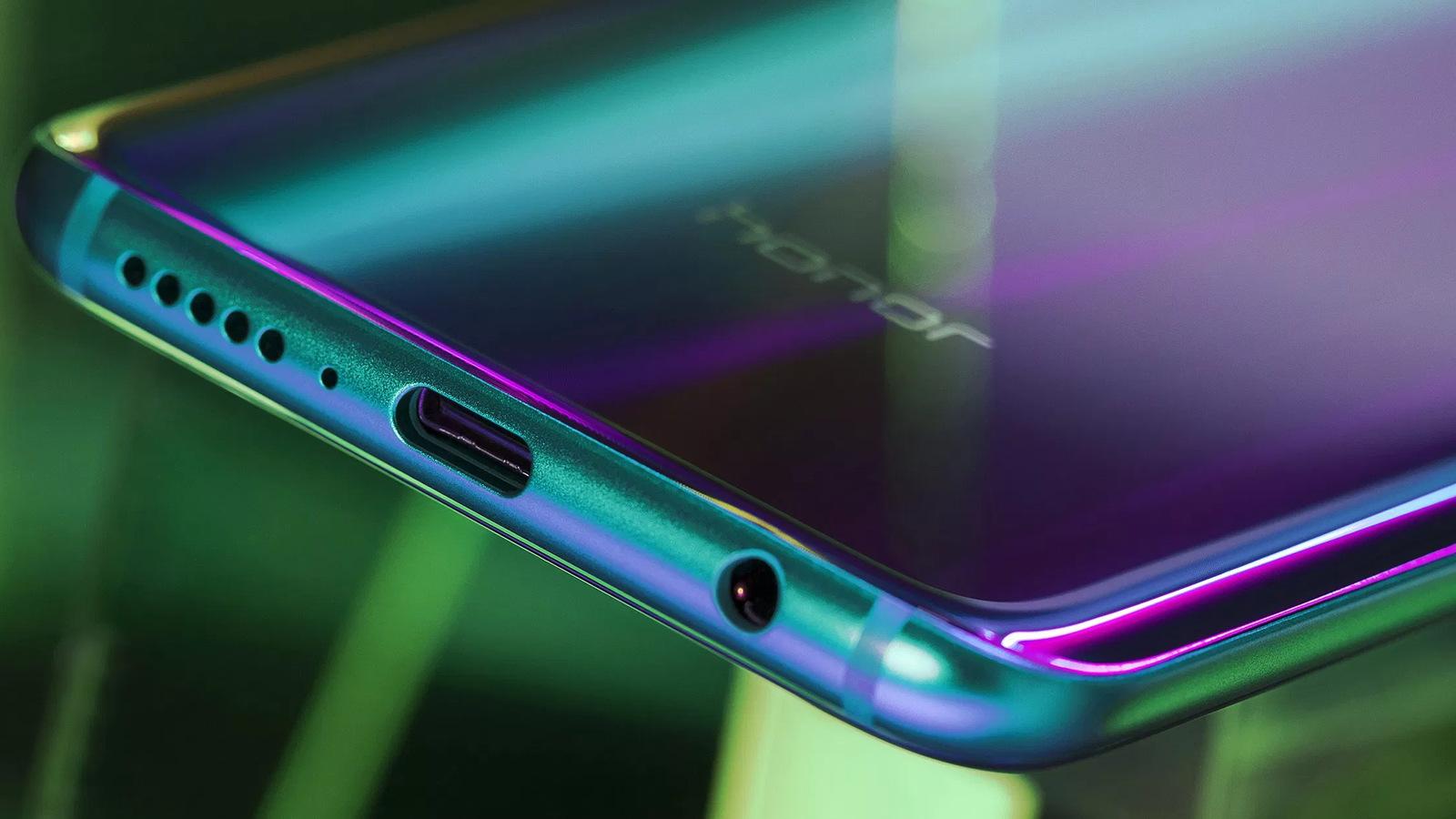 Huawei тестирует ОС Fuchsia на смартфоне Honor Play