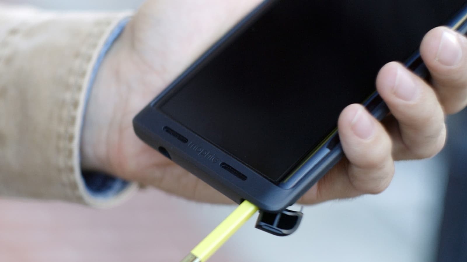 Автономность смартфона Samsung Galaxy Note9 можно увеличить за счёт чехла Mophie juice pack