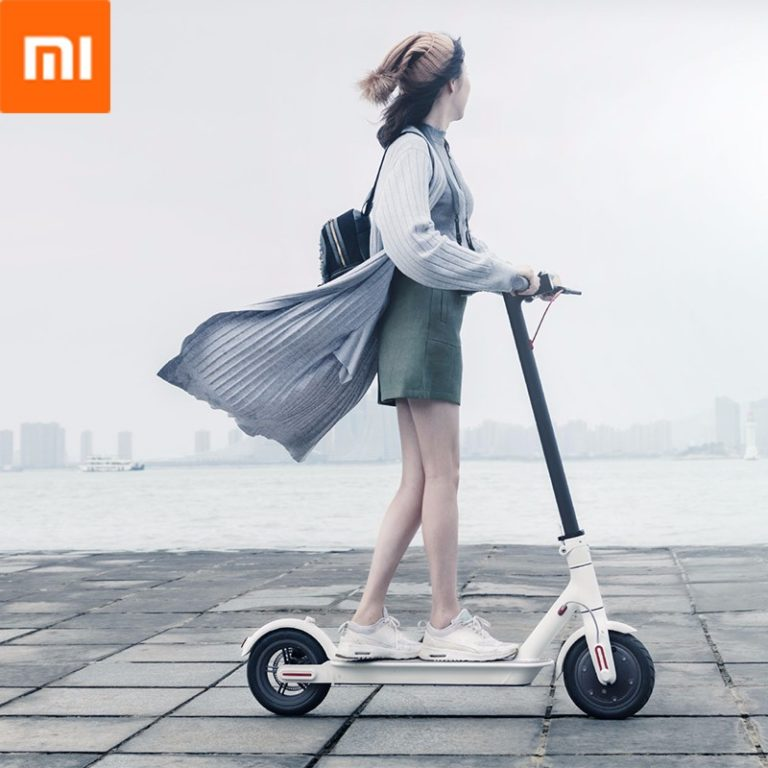 Электрический самокат Xiaomi M365 имеет запас хода 30 км Электрический самокат Xiaomi M365 имеет запас хода 30 км