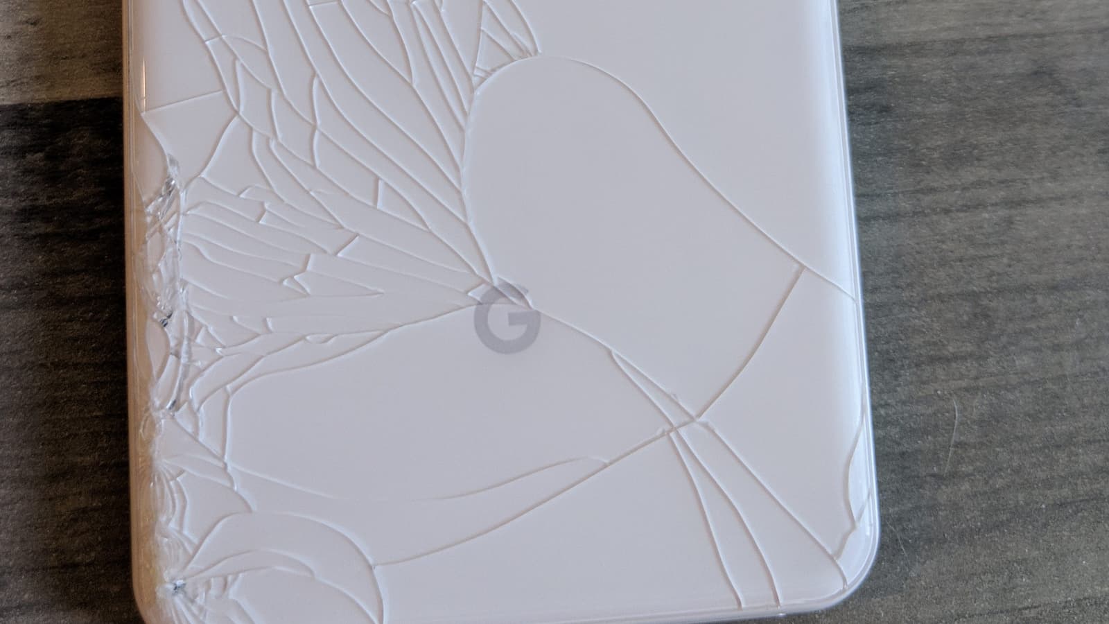 На данный момент Google не в состоянии отремонтировать собственные смартфоны Pixel нового поколения