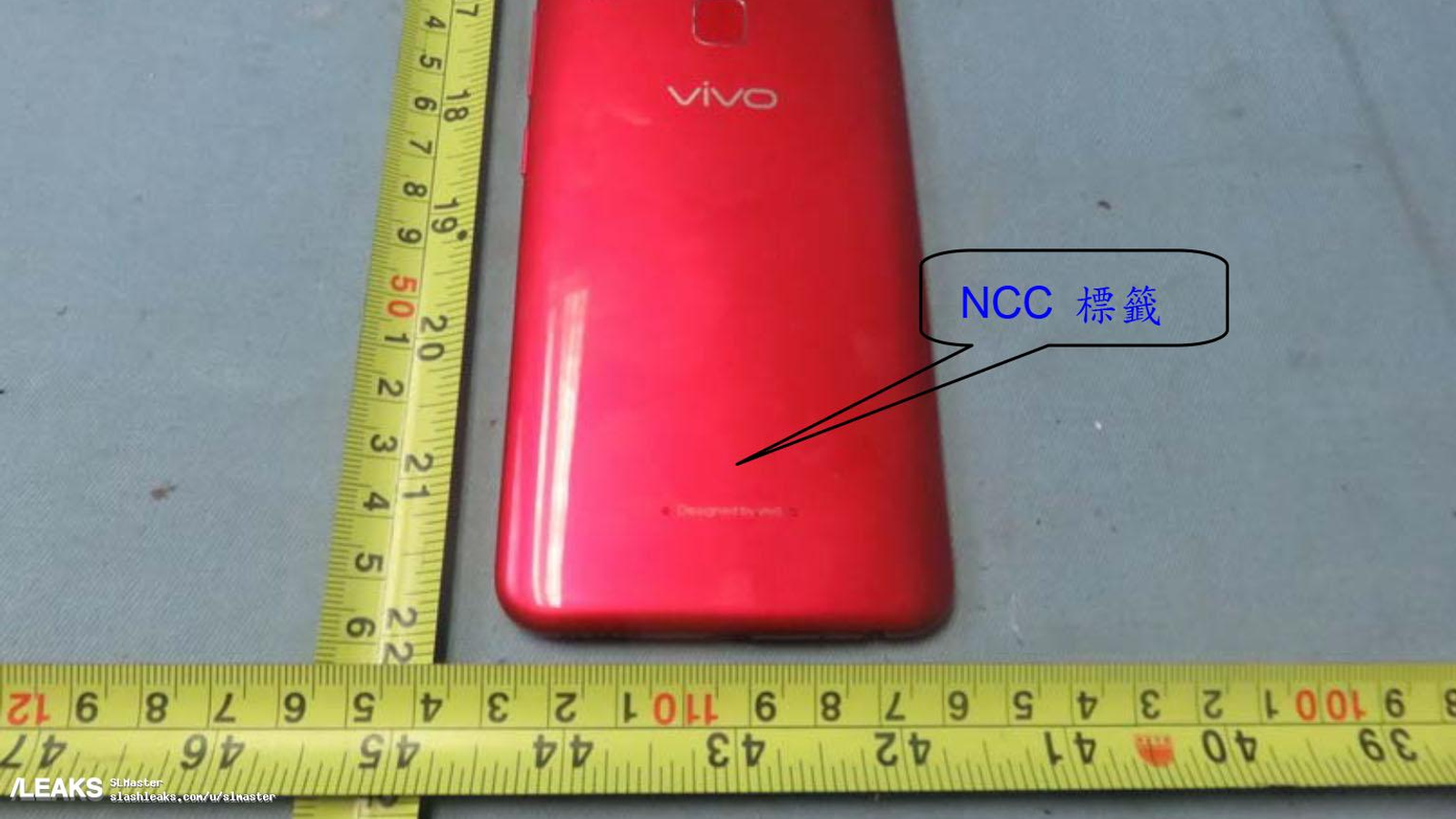 Появились живые фото смартфона Vivo 1814