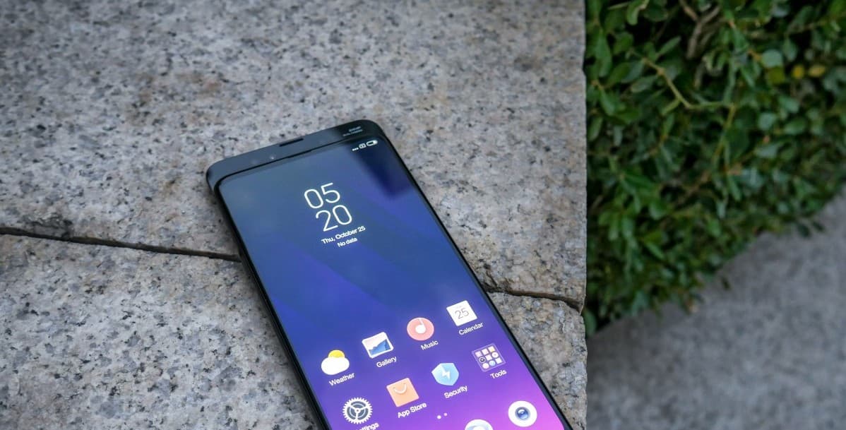 Слайдер Xiaomi Mi Mix 3 в тесте на выносливость выдержал 350 000 раскрытий Слайдер Xiaomi Mi Mix 3 в тесте на выносливость выдержал 350 000 раскрытий