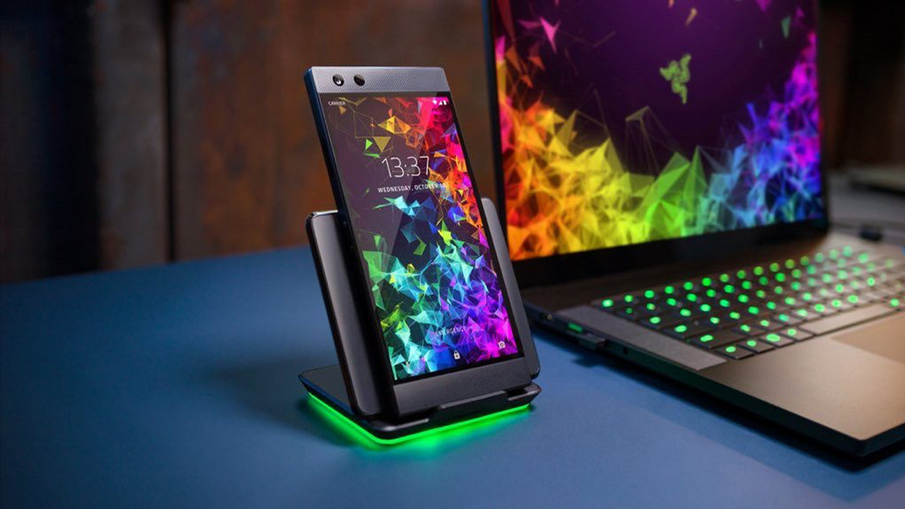 Новая прошивка для игрового смартфона Razer Phone 2 улучшает камеру и звук Новая прошивка для игрового смартфона Razer Phone 2 улучшает камеру и звук