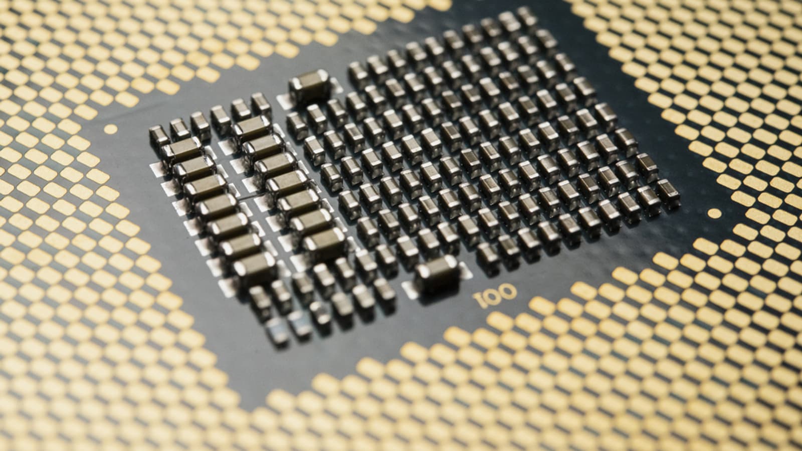 28-ядерный процессор Intel Xeon W-3175X уже можно предзаказать по цене около 4000 долларов