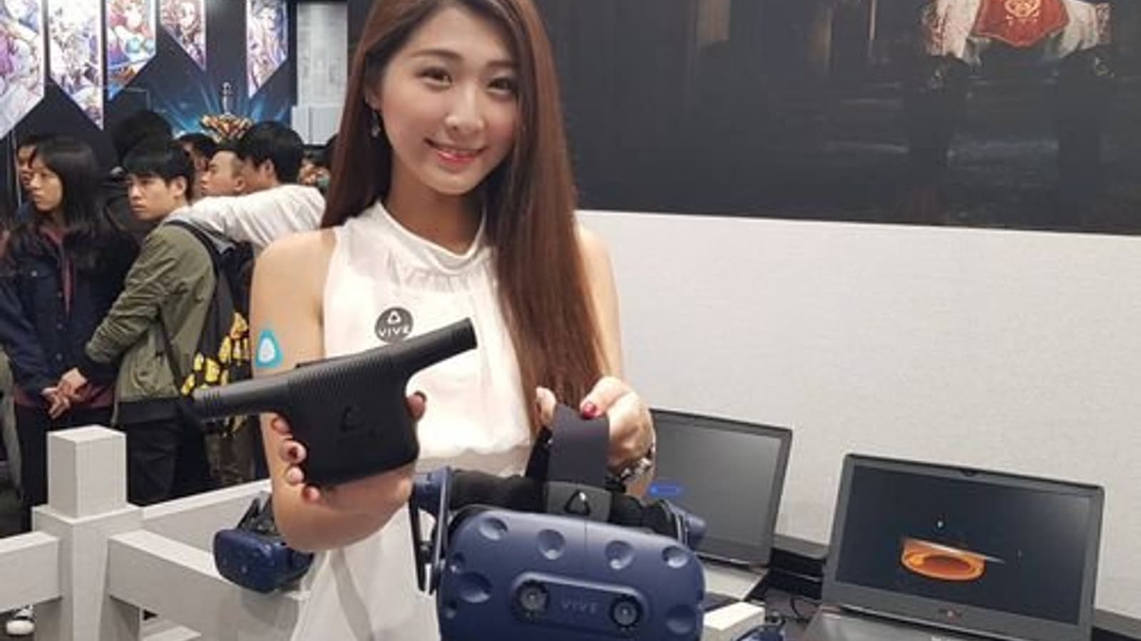 Аналитики назвали предполагаемого лидера рынка гарнитур VR в 2019 году