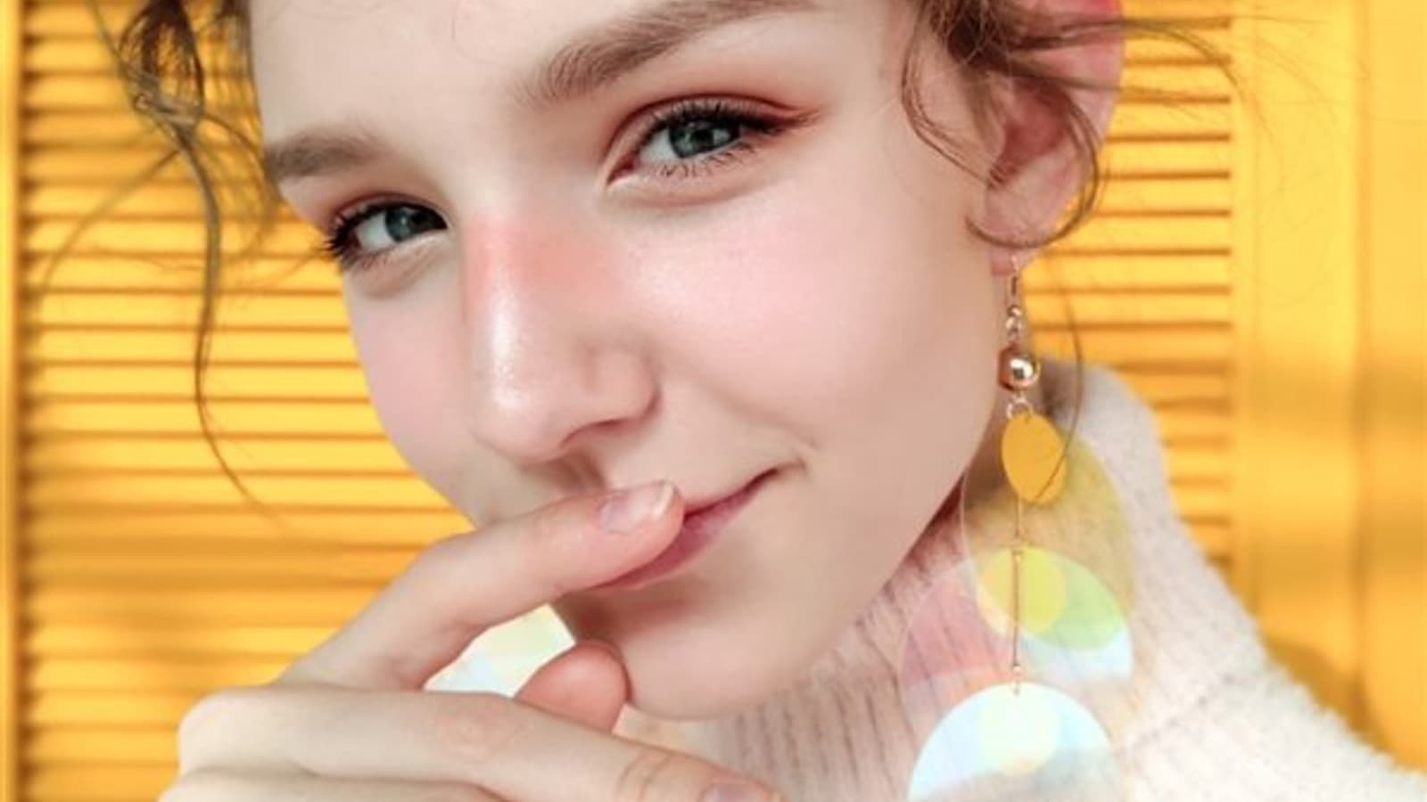 Опубликованы фото, сделанные фронтальной камерой смартфона Lenovo Z5S, а также изображение его фронтальной панели и все варианты цвета корпуса