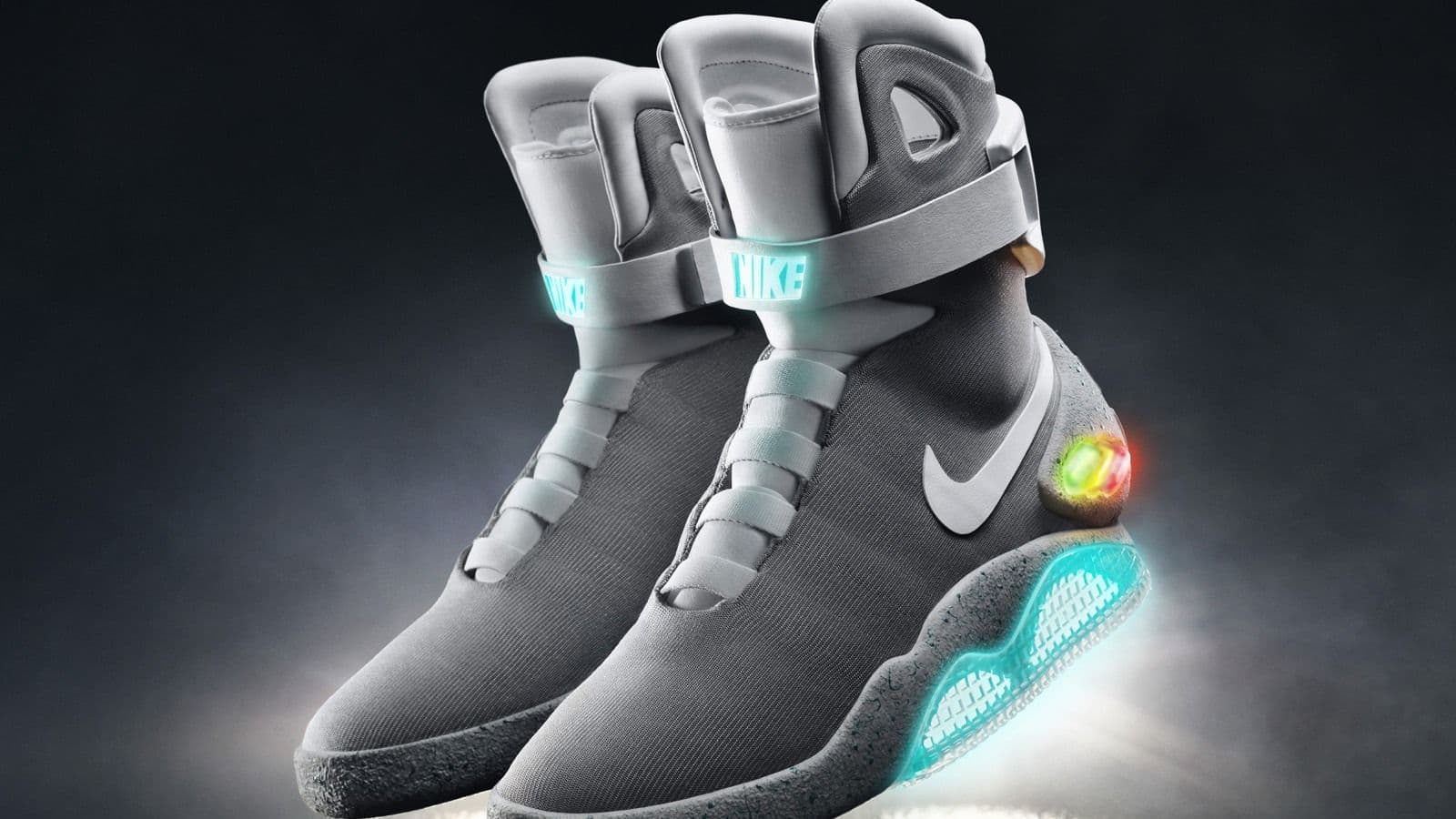 Первые кроссовки Nike с автоматической шнуровкой скоро появятся в магазинах за 350 долларов Первые кроссовки Nike с автоматической шнуровкой скоро появятся в магазинах за 350 долларов