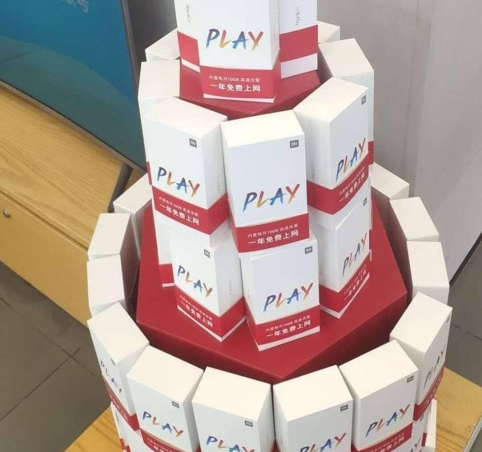 Молодёжный смартфон Xiaomi Play готов к выпуску