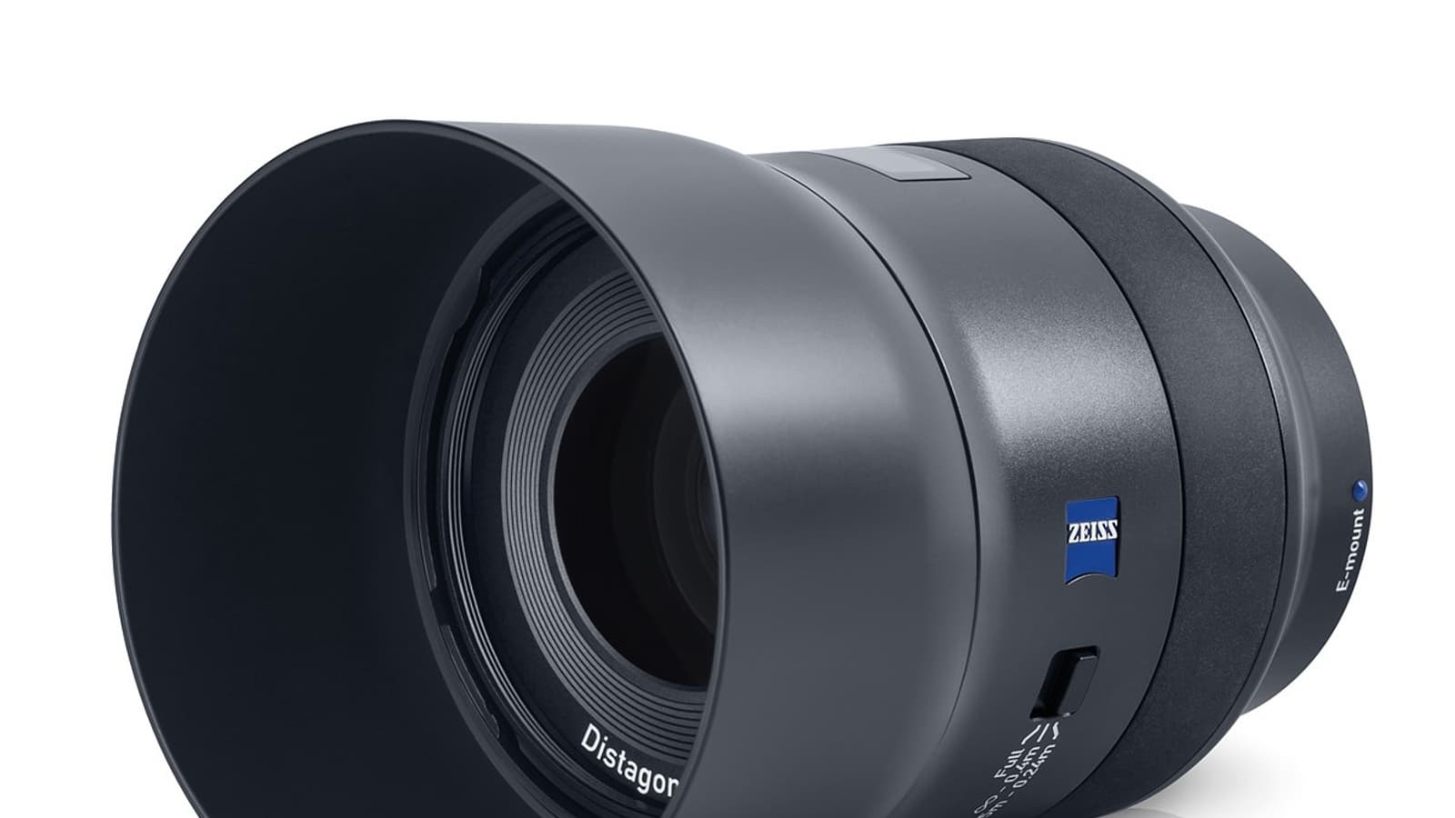 Производитель называет объектив Zeiss Batis 2/40 CF самым универсальным в семействе Batis