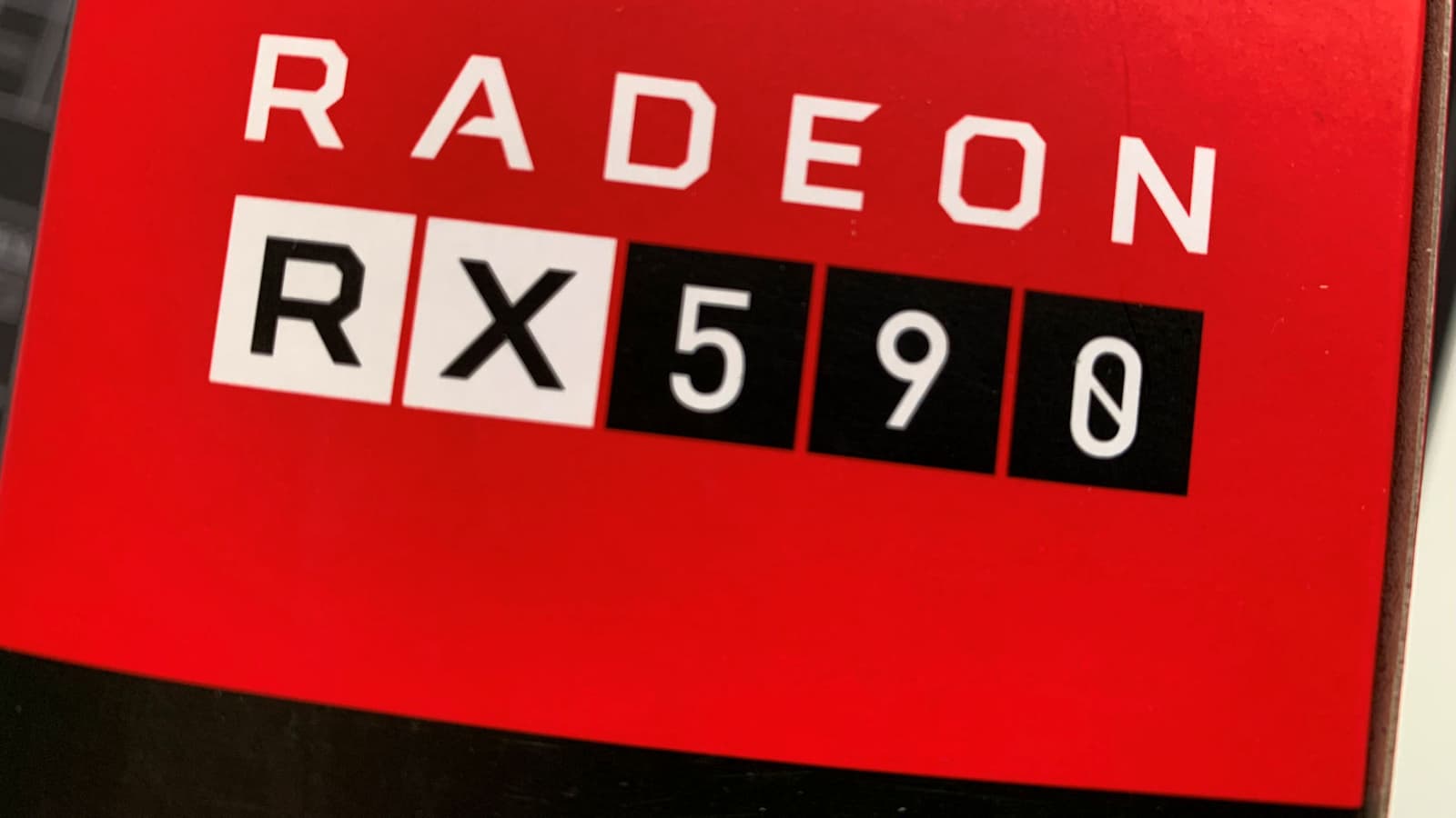 Видеокарта Radeon RX 590 действительно первой у AMD получит 12-нанометровый GPU