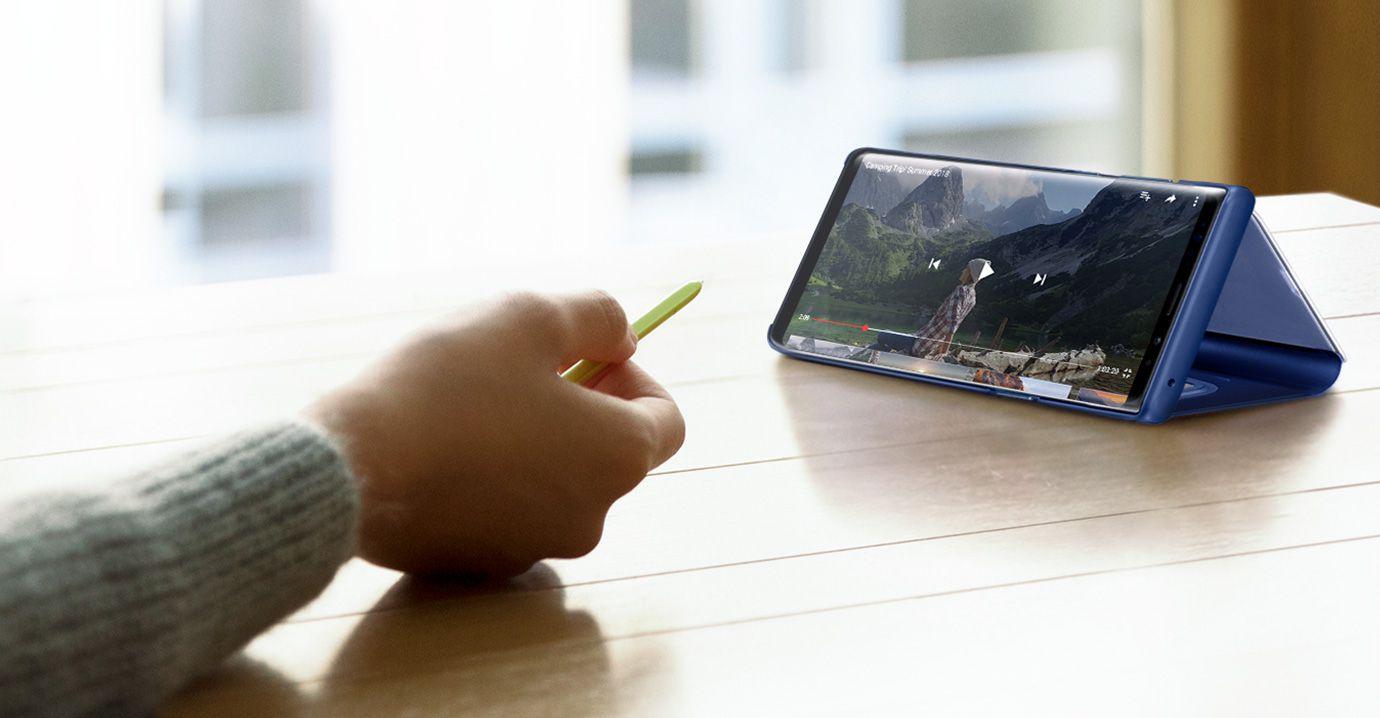 Флагманский смартфон Samsung Galaxy Note10 окажется меньше предшественника, несмотря на увеличившийся экран Флагманский смартфон Samsung Galaxy Note10 окажется меньше предшественника, несмотря на увеличившийся экран