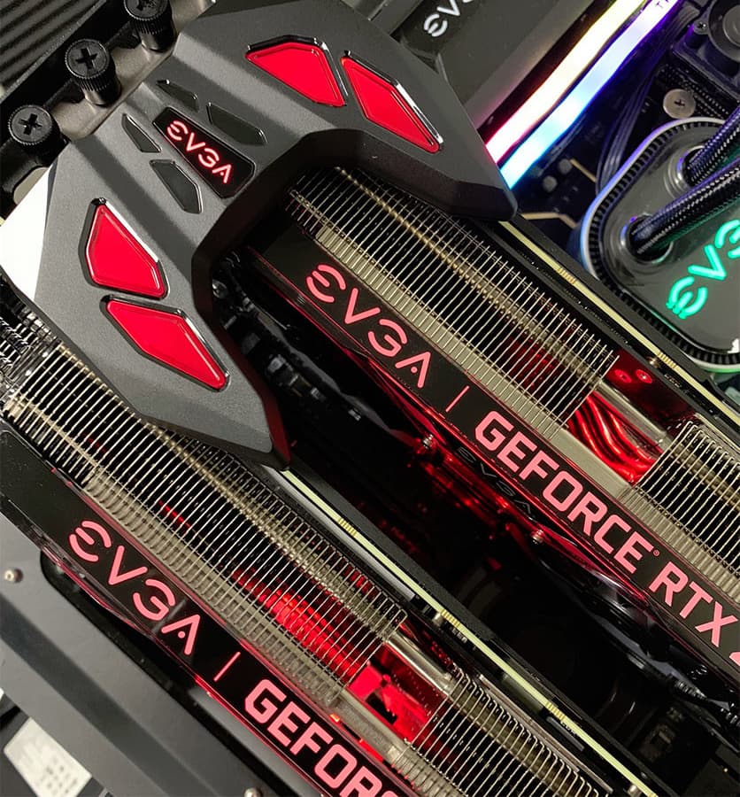 Мосты NVLink в исполнении EVGA имеют самый футуристический дизайн