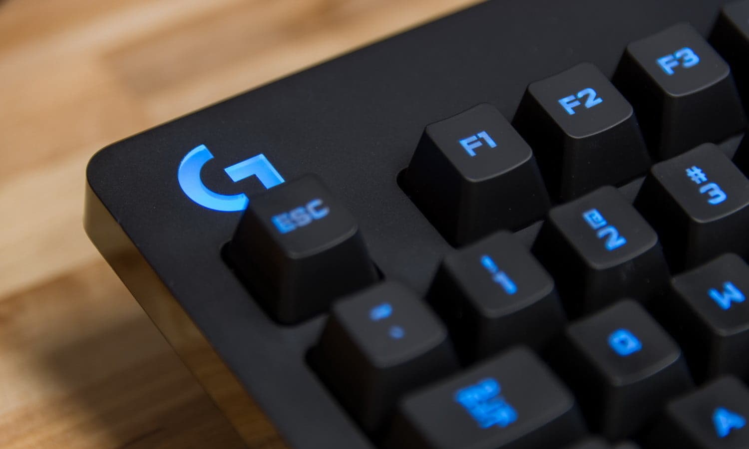 Продажи игровых устройств Logitech выросли на 41%